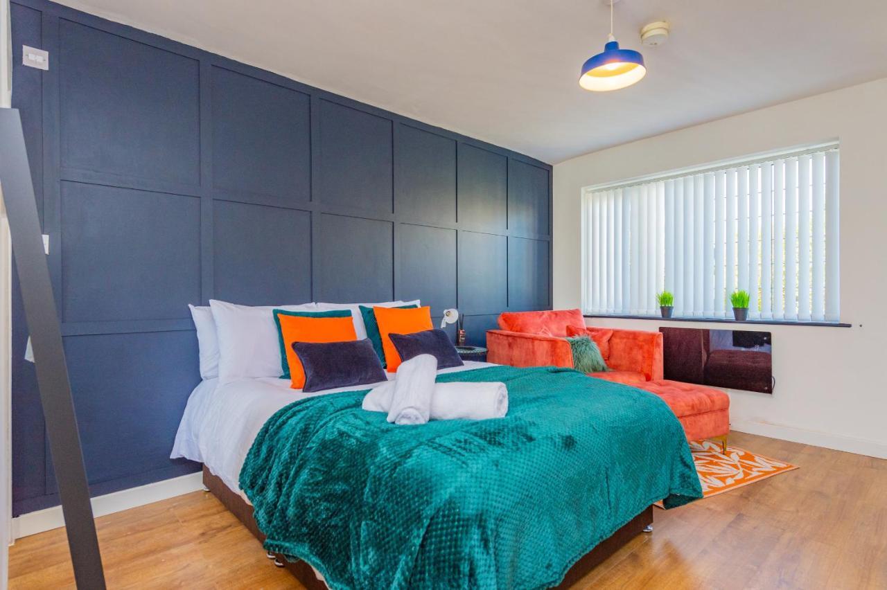 Studio Annexe By Papermill, Deeside - En-Suite, Heswall Esterno foto