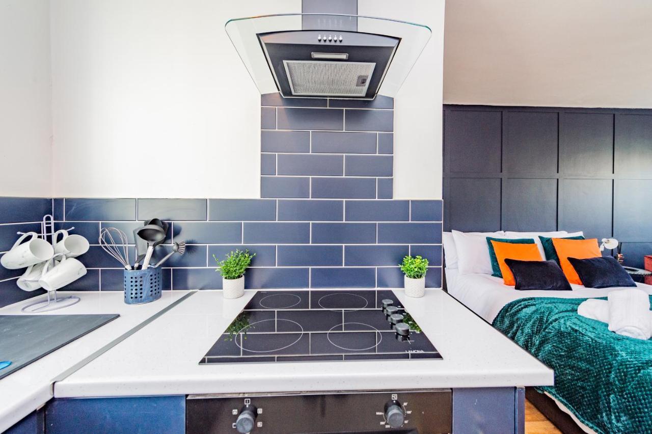Studio Annexe By Papermill, Deeside - En-Suite, Heswall Esterno foto
