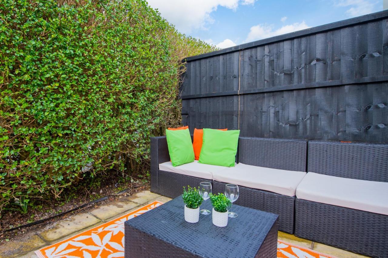 Studio Annexe By Papermill, Deeside - En-Suite, Heswall Esterno foto
